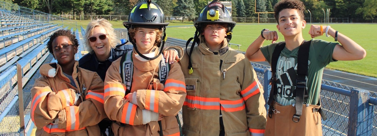 911